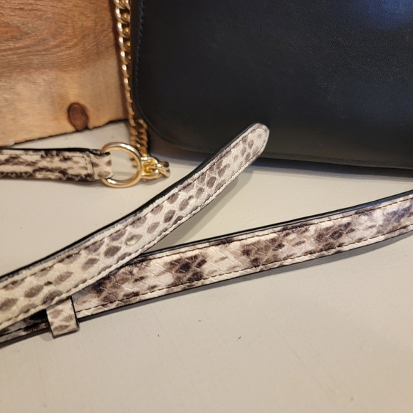 Coach Marlie Leather Sachel/Crossbody With Border Quilting And Snakeskin Handle - Picture 4 of 16